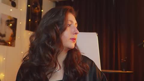 Snapshot of marymillerr chatting on September 26, 2025, 12:42 pm Mary Miller online show from September 26, 2025, 12:42 pm