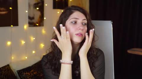 Mary Miller online show from November 27, 2025, 9:55 am