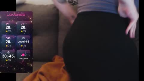 Snapshot of marymoonmarymoon chatting on November 2, 2025, 5:21 am Mary if youre new MJ if youve been here before - find me on  online show from November 2, 2025, 5:21 am