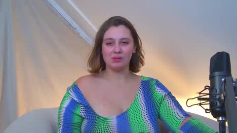 Snapshot of marymurrays chatting on September 22, 2025, 7:05 pm MaryMurrays online show from September 22, 2025, 7:05 pm