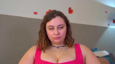 Snapshot of marymurrays chatting on March 11, 2026, 7:03 am MaryMurrays online show from March 11, 2026, 7:03 am