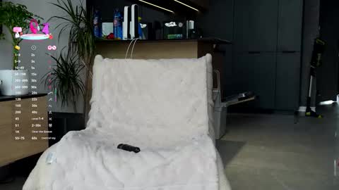 Marina online show from October 30, 2025, 10:38 am