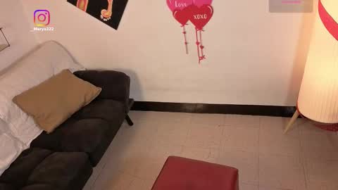 maryybellax online show from February 15, 2026, 11:01 pm