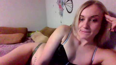 maryyemm online show from January 2, 2025, 7:40 pm