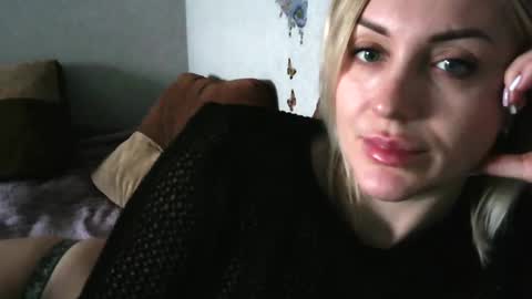maryyemm online show from January 14, 2025, 10:38 am
