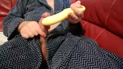 mas 333 online show from December 10, 2024, 1:33 pm