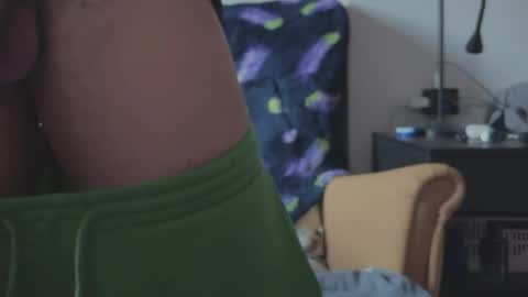 masachusset online show from November 27, 2025, 10:39 am