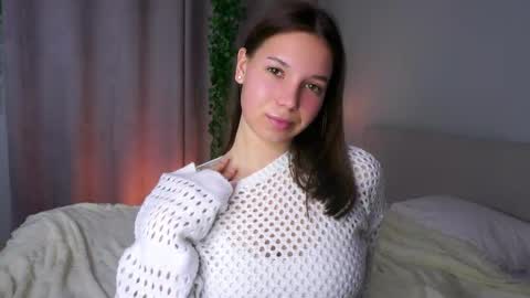 Sunny online show from April 24, 2026, 6:43 pm