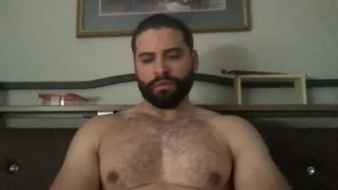 mascbeef95 online show from November 3, 2025, 5:36 pm