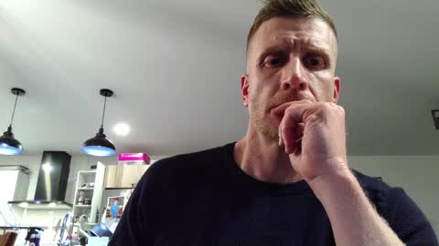 Gingerbred online show from March 17, 2026, 2:49 am