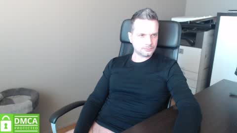 Snapshot of maschiodavide89 chatting on April 1, 2026, 11:44 am David online show from April 1, 2026, 11:44 am