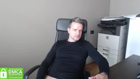 Snapshot of maschiodavide89 chatting on May 7, 2026, 9:14 am David online show from May 7, 2026, 9:14 am
