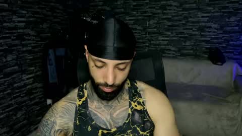 masculineguy69 online show from May 8, 2026, 7:52 pm