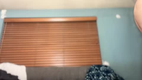 Snapshot of masculinehole chatting on September 29, 2025, 12:49 am Masculine Hole online show from September 29, 2025, 12:49 am