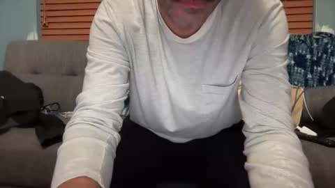 Snapshot of masculinehole chatting on October 14, 2025, 3:07 am Masculine Hole online show from October 14, 2025, 3:07 am