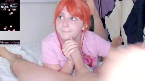 Snapshot of masha_flower chatting on October 23, 2025, 12:32 am masha_flower online show from October 23, 2025, 12:32 am