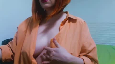 Snapshot of mashaforever7 chatting on September 21, 2025, 8:49 am mashaforever7 online show from September 21, 2025, 8:49 am