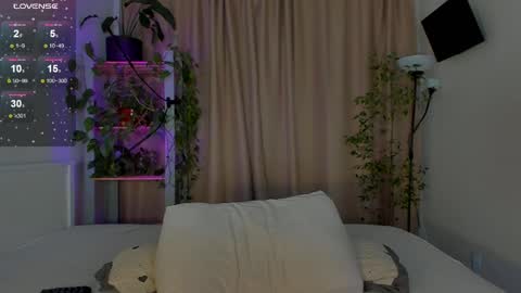 Snapshot of masholly chatting on May 25, 2026, 8:59 pm masholly online show from May 25, 2026, 8:59 pm