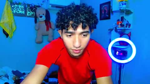 mask_david online show from October 31, 2025, 5:25 pm