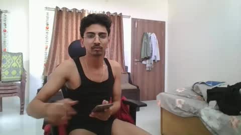 Snapshot of maskboyz2003 chatting on January 22, 2025, 10:07 am maskboyz2003 online show from January 22, 2025, 10:07 am