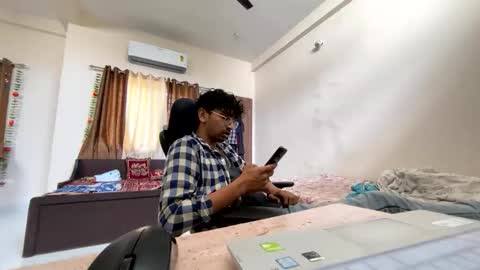 Snapshot of maskboyz2003 chatting on September 19, 2025, 8:16 am maskboyz2003 online show from September 19, 2025, 8:16 am