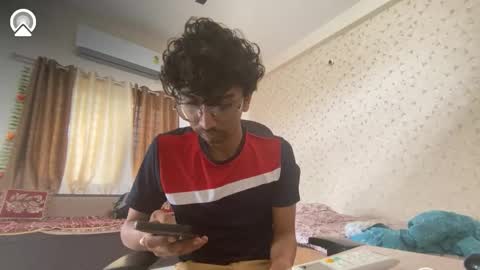 Snapshot of maskboyz2003 chatting on September 28, 2025, 5:13 am maskboyz2003 online show from September 28, 2025, 5:13 am