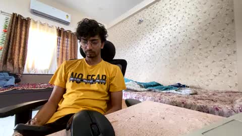 Snapshot of maskboyz2003 chatting on October 4, 2025, 4:32 am maskboyz2003 online show from October 4, 2025, 4:32 am