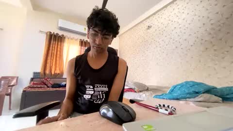 Snapshot of maskboyz2003 chatting on October 14, 2025, 3:07 am maskboyz2003 online show from October 14, 2025, 3:07 am