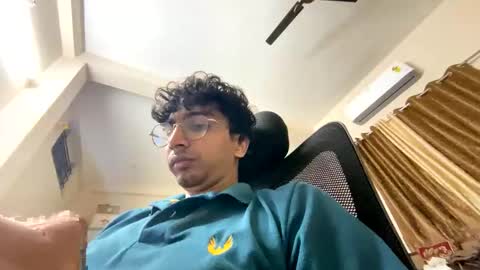 Snapshot of maskboyz2003 chatting on October 17, 2025, 5:37 pm maskboyz2003 online show from October 17, 2025, 5:37 pm