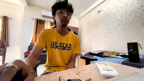 Snapshot of maskboyz2003 chatting on October 19, 2025, 3:51 am maskboyz2003 online show from October 19, 2025, 3:51 am