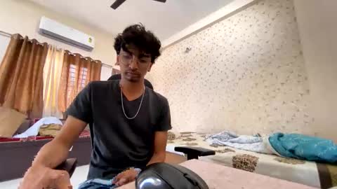 Snapshot of maskboyz2003 chatting on October 21, 2025, 5:08 am maskboyz2003 online show from October 21, 2025, 5:08 am