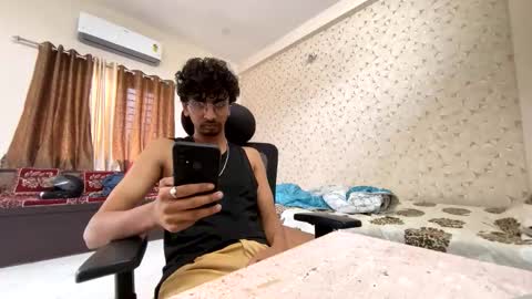 Snapshot of maskboyz2003 chatting on October 26, 2025, 3:34 am maskboyz2003 online show from October 26, 2025, 3:34 am