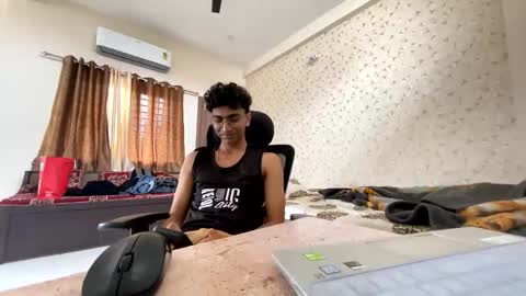 Snapshot of maskboyz2003 chatting on November 1, 2025, 3:52 am maskboyz2003 online show from November 1, 2025, 3:52 am