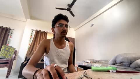 Mask Boy online show from January 21, 2025, 7:37 am