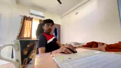 Mask Boy online show from March 9, 2025, 2:39 am