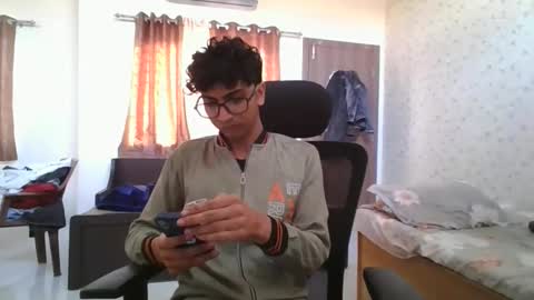 Mask Boy online show from January 6, 2026, 3:43 am