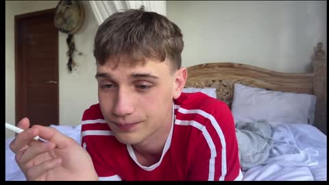 Snapshot of mason_gallagher chatting on December 20, 2024, 4:09 am Mason online show from December 20, 2024, 4:09 am