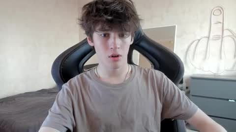 mason_jr online show from September 10, 2025, 2:28 pm