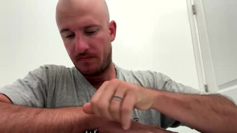 Masshole online show from September 15, 2025, 10:43 pm