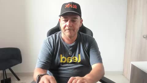 massimo_danger online show from September 16, 2025, 9:05 pm