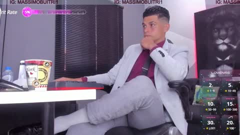 I am Massimo online show from December 5, 2024, 3:50 pm