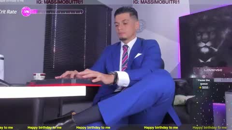 I am Massimo online show from December 8, 2024, 2:19 pm
