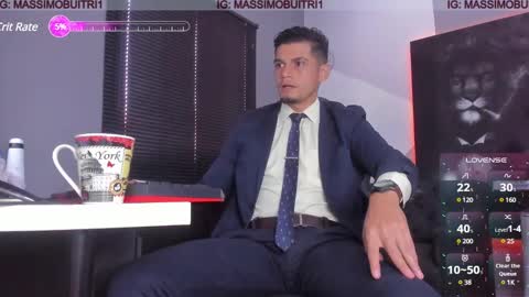I am Massimo online show from December 12, 2024, 2:11 pm