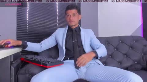 I am Massimo online show from April 27, 2026, 1:42 pm