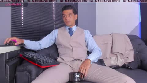 I am Massimo online show from May 8, 2026, 1:16 pm
