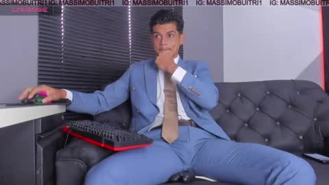 I am Massimo online show from June 8, 2026, 12:16 pm