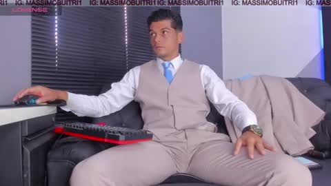 I am Massimo online show from June 17, 2026, 1:12 pm