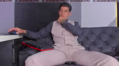 I am Massimo online show from June 18, 2026, 1:17 am
