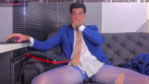 I am Massimo online show from July 6, 2026, 3:03 pm