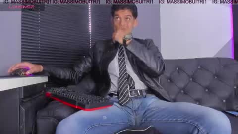 I am Massimo online show from July 29, 2026, 12:47 pm